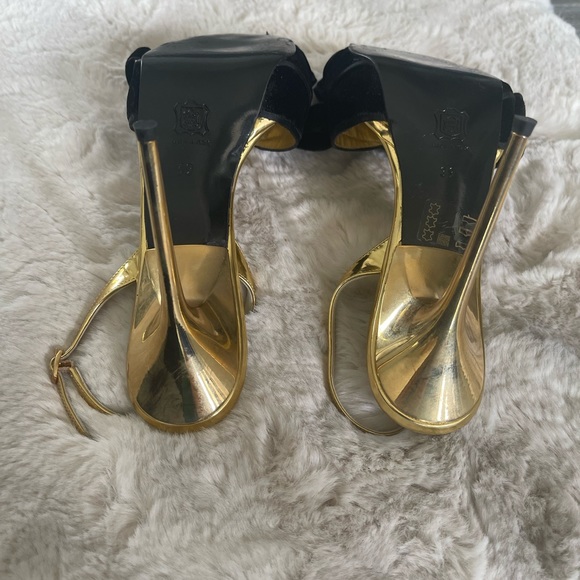 Bruno Frisoni Womens Black Velvet
Bow Slingback Sandals Size 39 Great condition - Picture 6 of 9